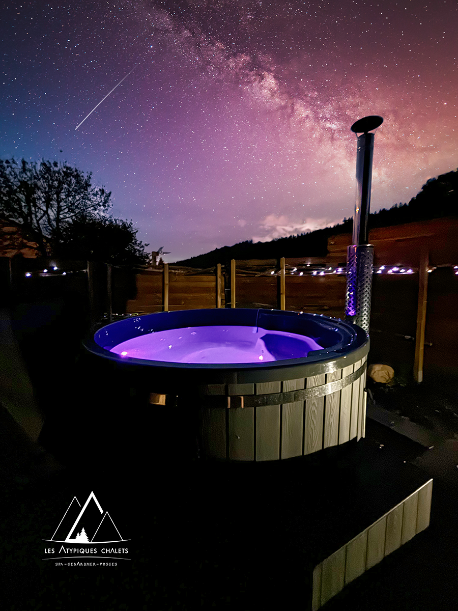 Bain nordique prive du chalet Sharkhan, hebergement insolite Vosges Gerardmer